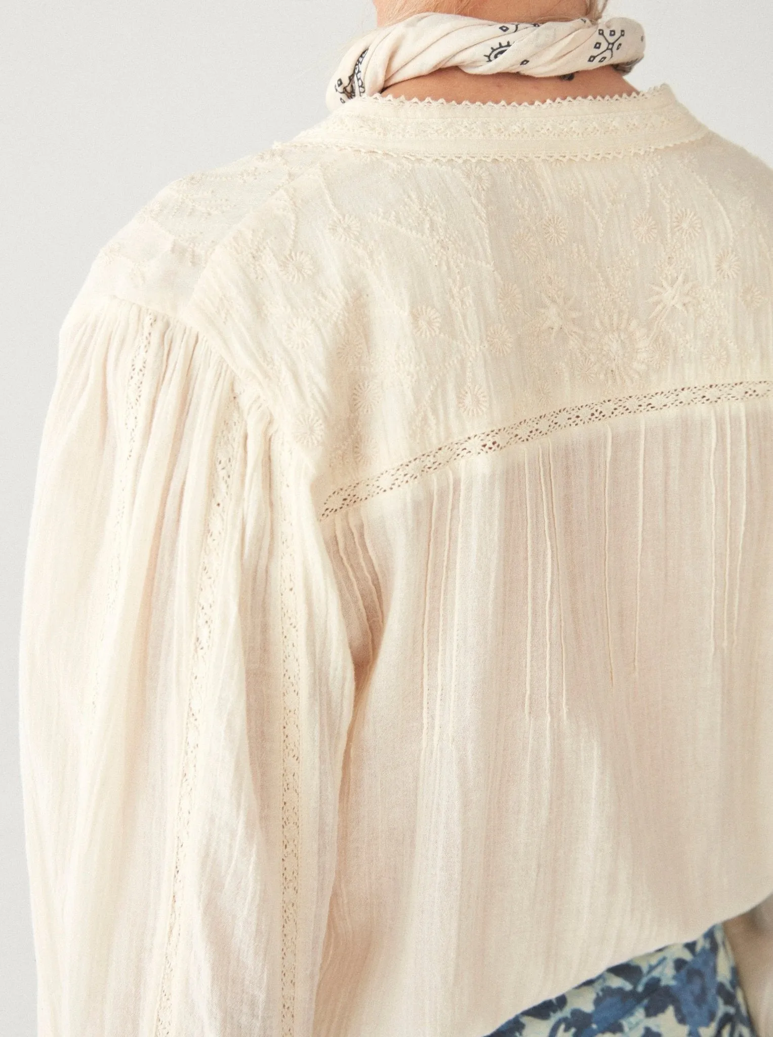Bonifacio Blouse - Cala Shell
