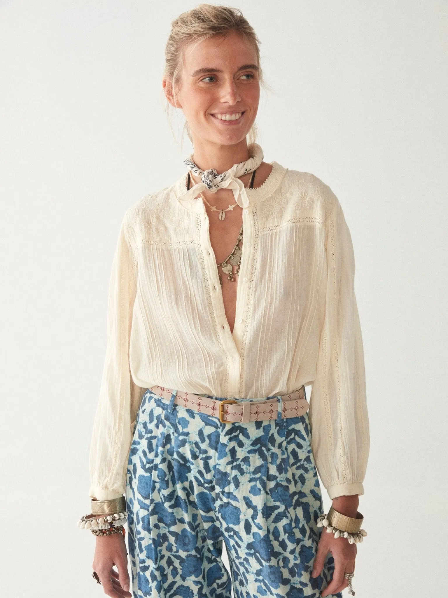 Bonifacio Blouse - Cala Shell