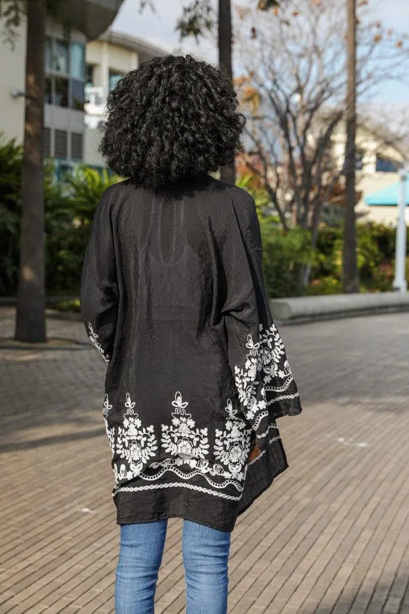 Leto Collection Embroidered Floral Vine Kimono