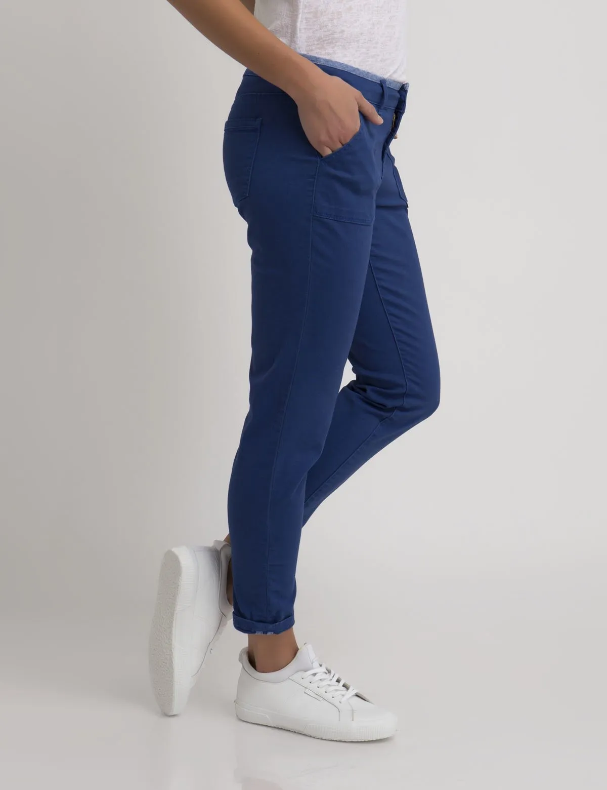 RELAXED FIT CROP CARGO PANTS