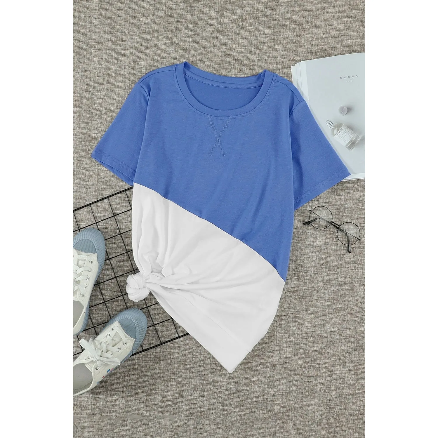 Women's Stylish Short Sleeve Top Crewneck Shirt – Loose Casual Tee with Side Split